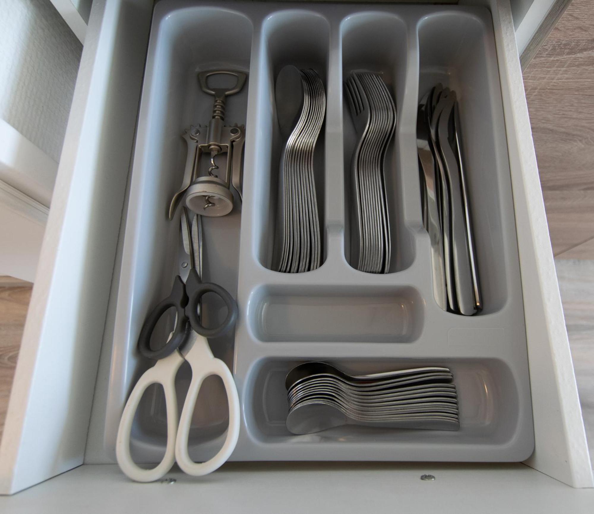 Tolstov - 3 - Kitchen - Dining - 25 Min To Messe Dus Dusseldorf