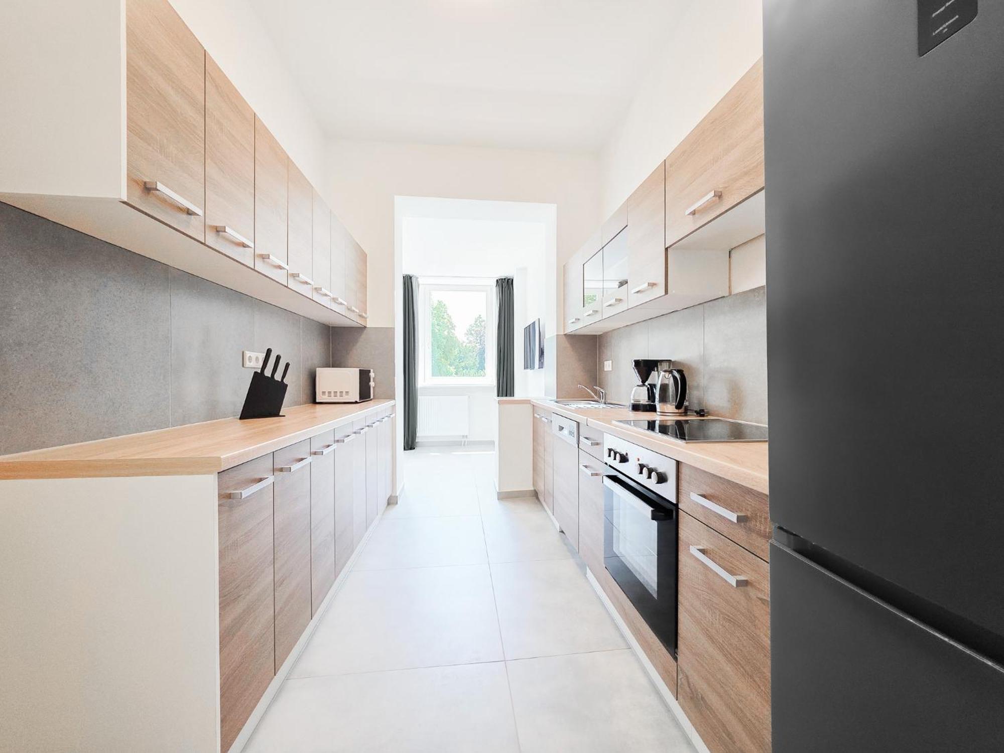 Tolstov - 3 - Kitchen - Dining - 25 Min To Messe Dus *