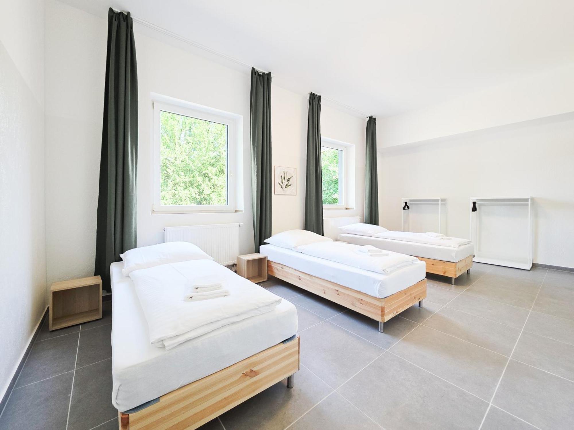 Tolstov - 3 - Kitchen - Dining - 25 Min To Messe Dus * Dusseldorf