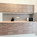 Tolstov - 3 - Kitchen - Dining - 25 Min To Messe Dus