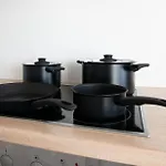 Apartment Tolstov - 3 - Kitchen - Dining - 25 Min To Messe Dus Düsseldorf